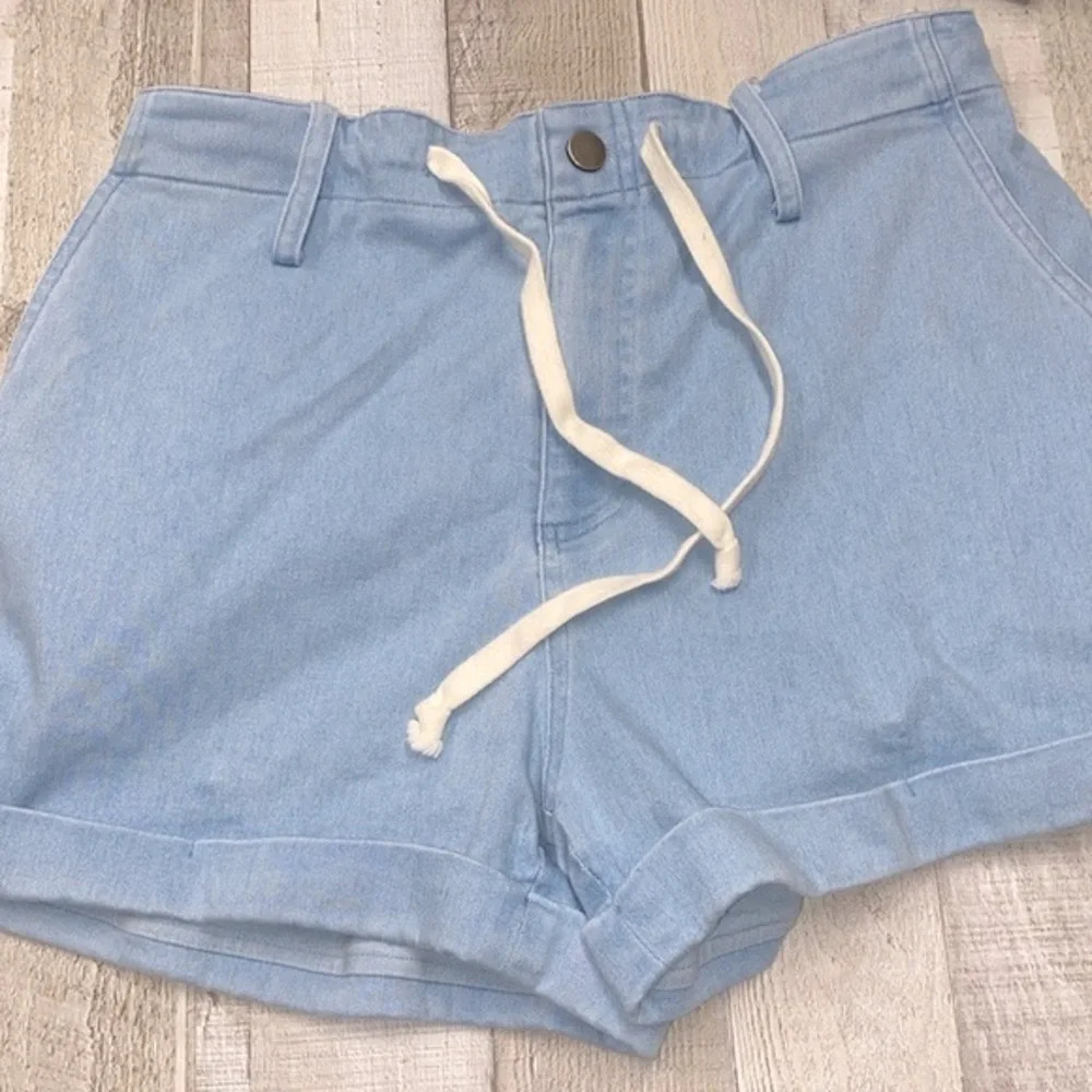 FATE denim paperbag shorts size small